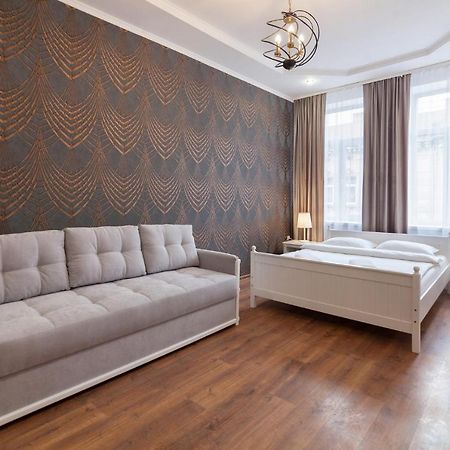 Leogrand Apartments Panteleimona Kulisha 27 Lviv Eksteriør billede
