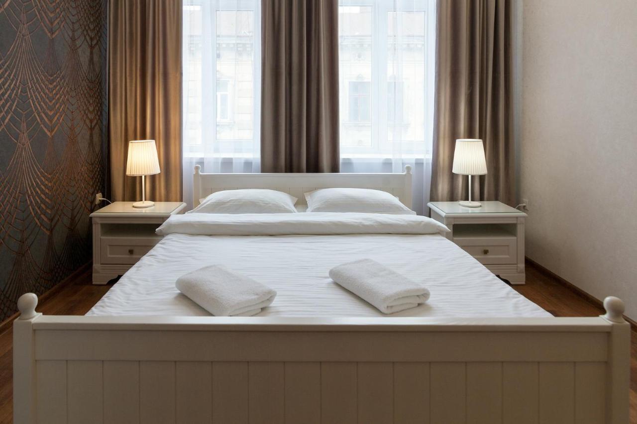 Leogrand Apartments Panteleimona Kulisha 27 Lviv Eksteriør billede