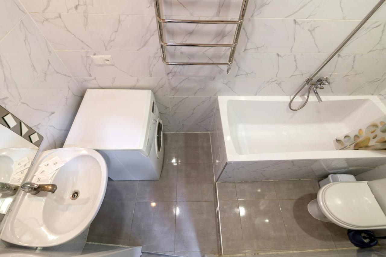 Leogrand Apartments Panteleimona Kulisha 27 Lviv Eksteriør billede